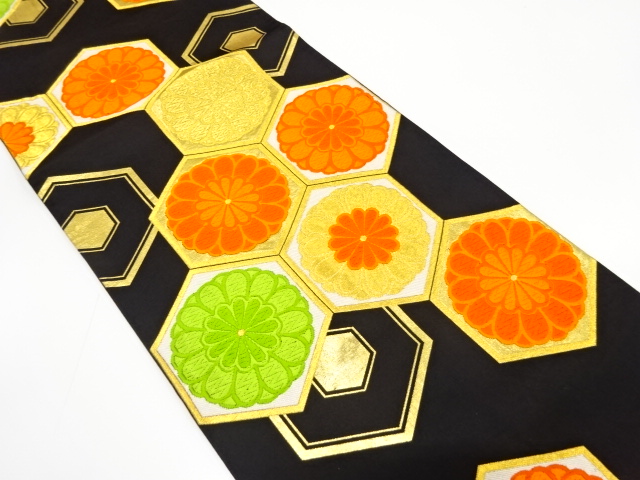 アンティーク　亀甲に菊模様織り出し袋帯（着用可）